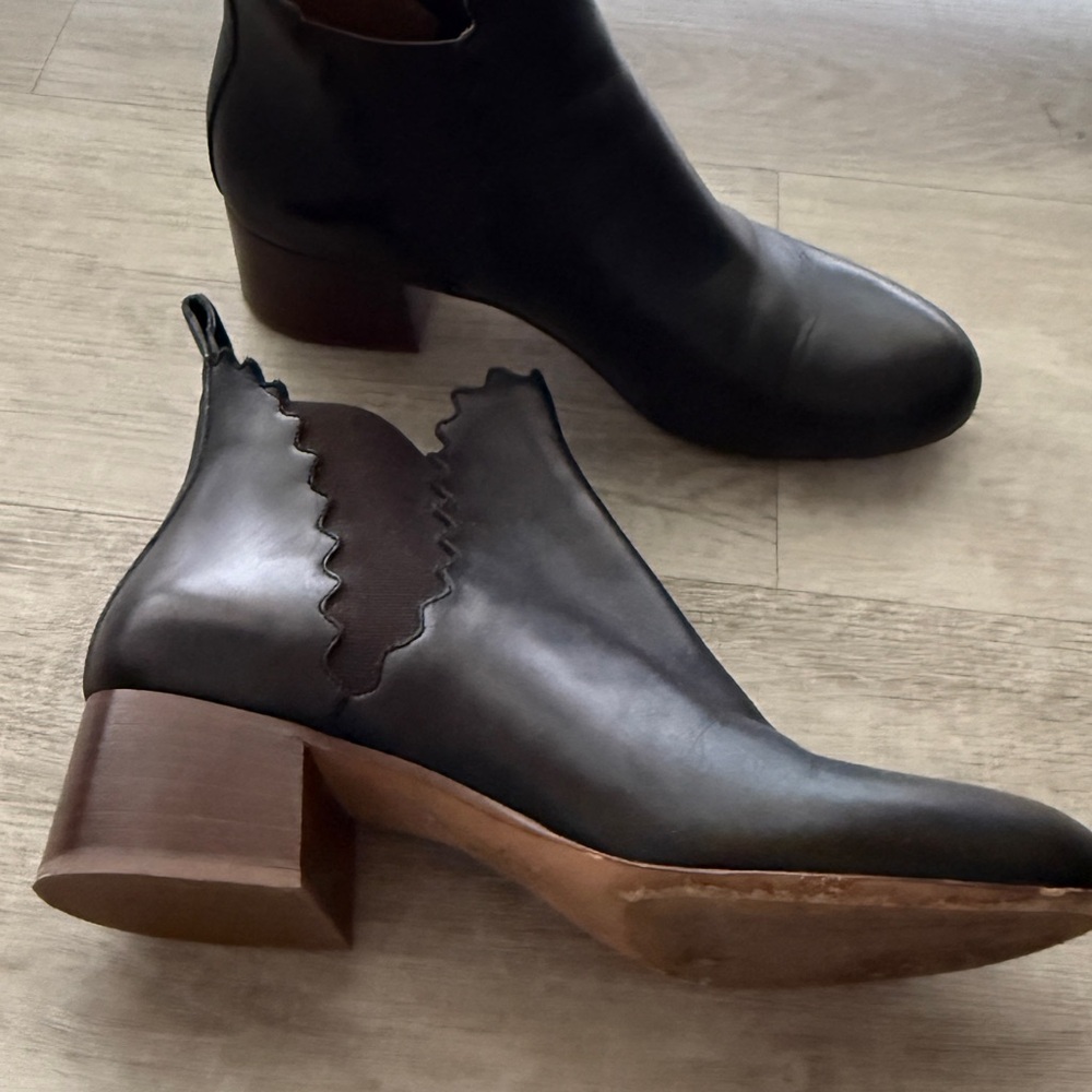 Chloe Black Leather Ankle Boots
